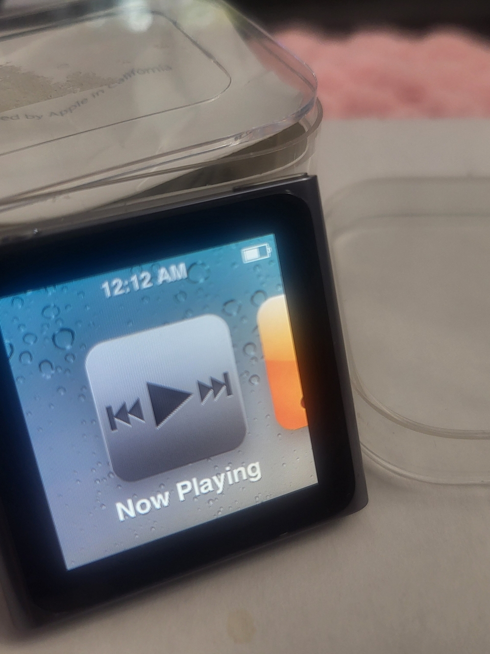 6th GENERATION APPLE IPOD NANO 8GB